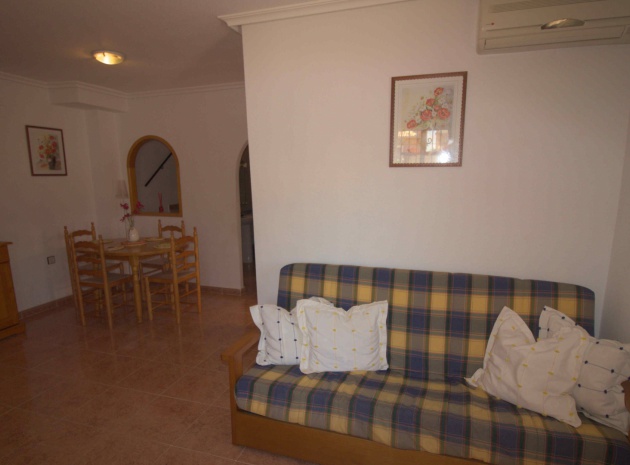 Resale - Villa - Los Montesinos - La Herrada