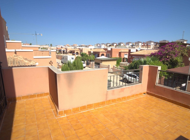 Resale - Villa - Los Montesinos - La Herrada
