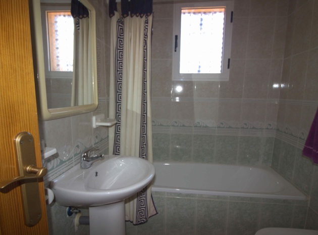 Resale - Villa - Los Montesinos - La Herrada