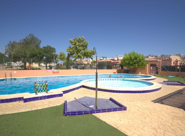 Resale - Villa - Los Montesinos - La Herrada