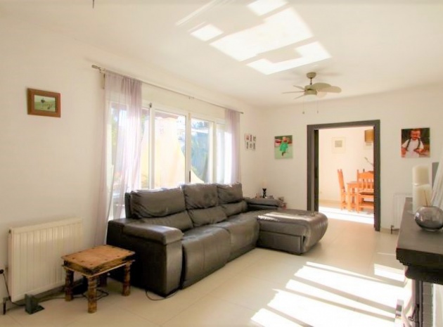 Resale - Villa - Villamartin