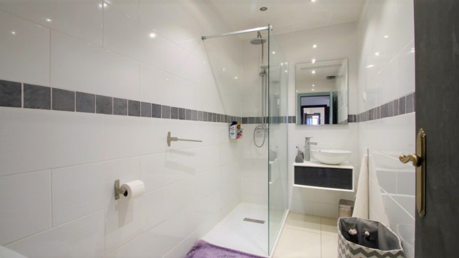 Resale - Villa - Villamartin