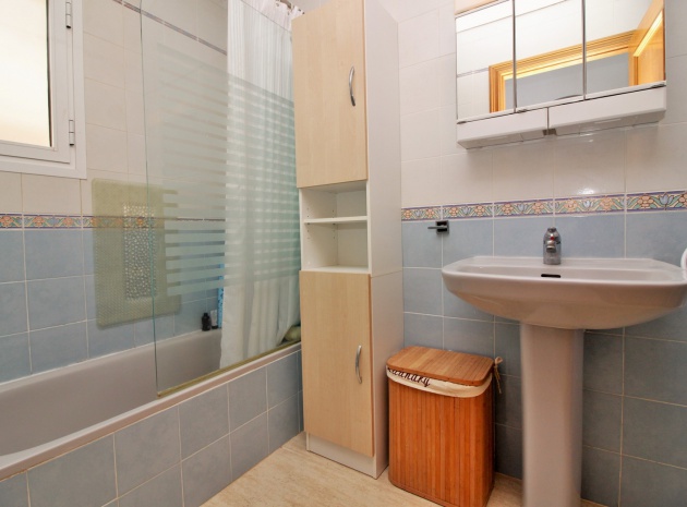 Resale - Apartment - Villamartin - Costa Paraiso