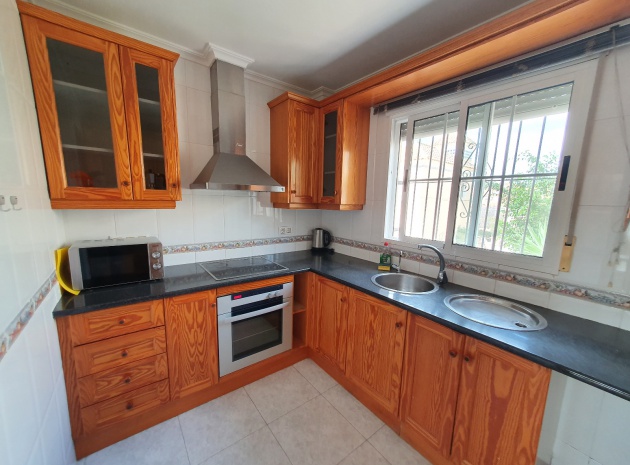 Resale - Villa - Villamartin - El Galan