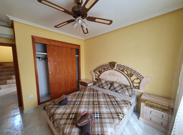 Resale - Villa - Villamartin - El Galan