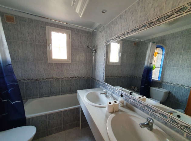 Resale - Villa - Villamartin - El Galan