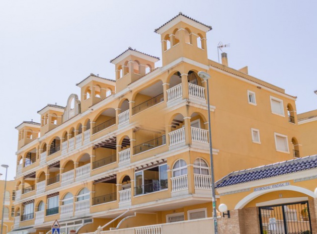 Resale - Apartment - Algorfa - fontana