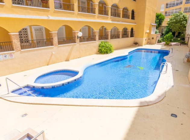 Resale - Apartment - Algorfa - fontana