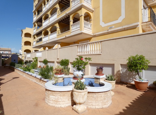 Resale - Apartment - Algorfa - fontana