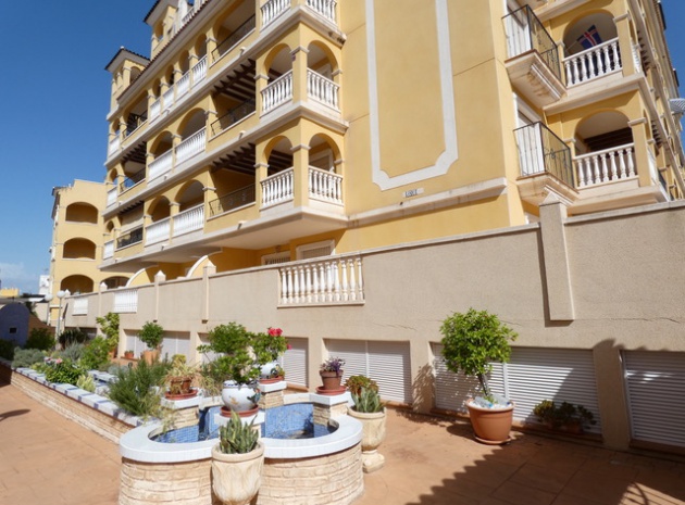 Resale - Apartment - Algorfa - fontana