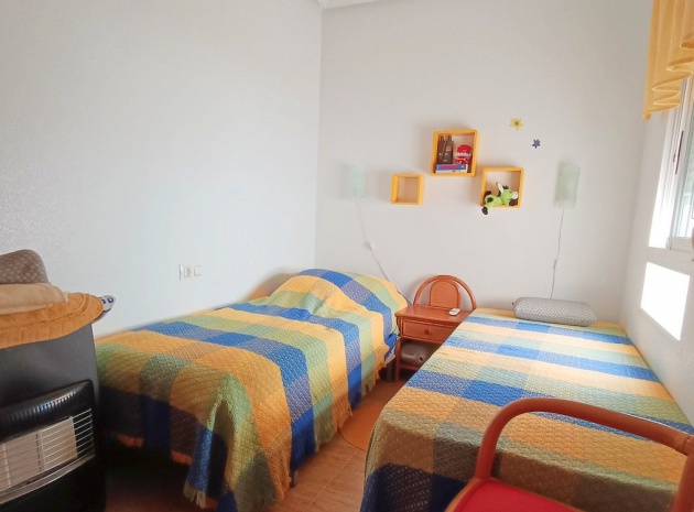 Resale - Apartment - Playa Flamenca - la mirada