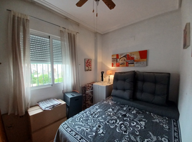 Resale - Apartment - Villamartin - st james park