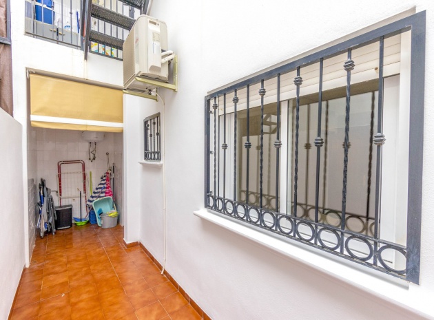 Återförsäljning - Lägenhet - Punta Prima - La Cinuelica