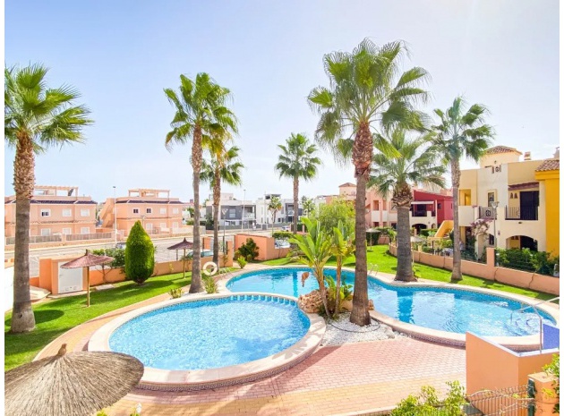 Resale - Apartment - Punta Prima - punta marina