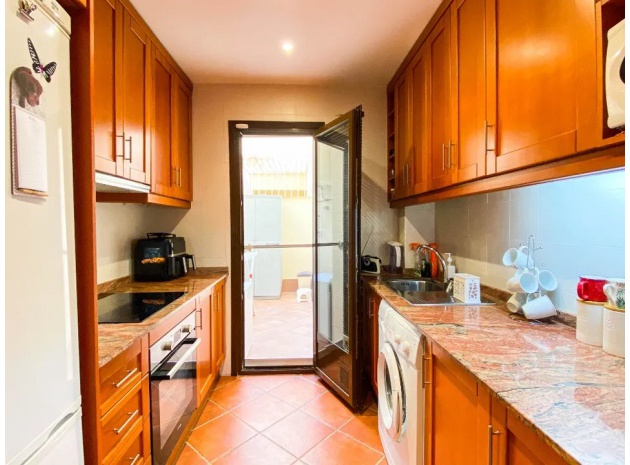 Resale - Apartment - Punta Prima - punta marina