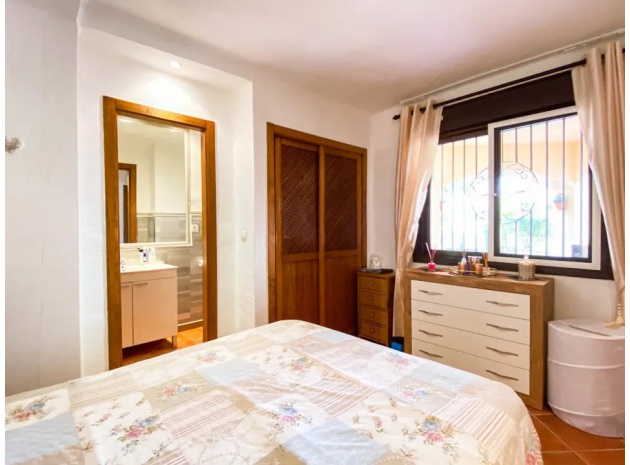 Resale - Apartment - Punta Prima - punta marina