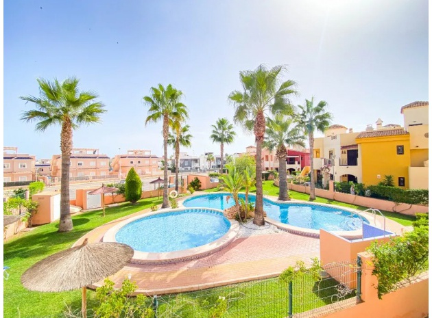 Resale - Apartment - Punta Prima - punta marina