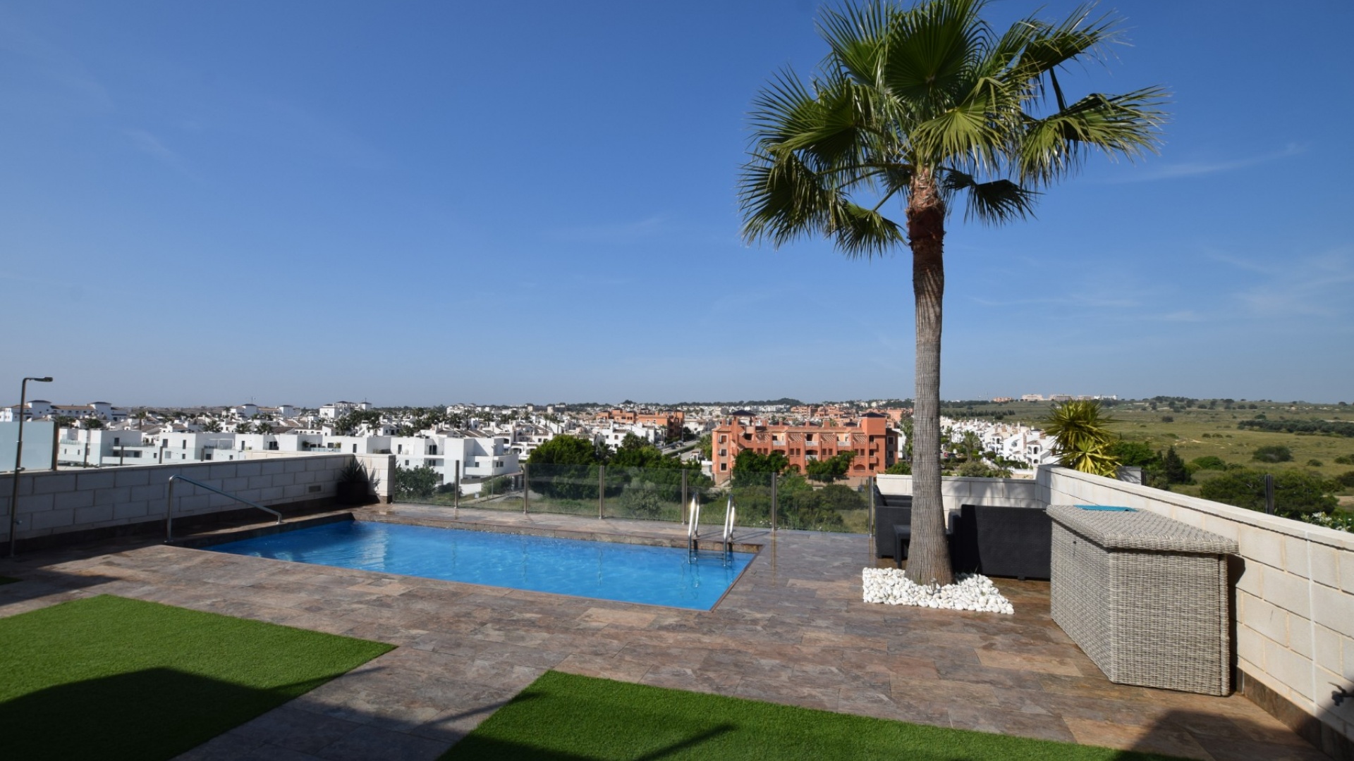 Wiederverkauf - Villa - Villamartin - Pau 8