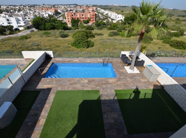 Wiederverkauf - Villa - Villamartin - Pau 8