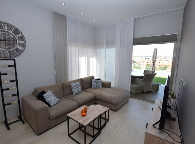 Wiederverkauf - Villa - Villamartin - Pau 8