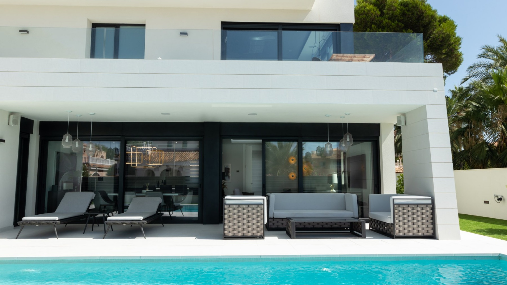 Resale - Villa - La Zenia