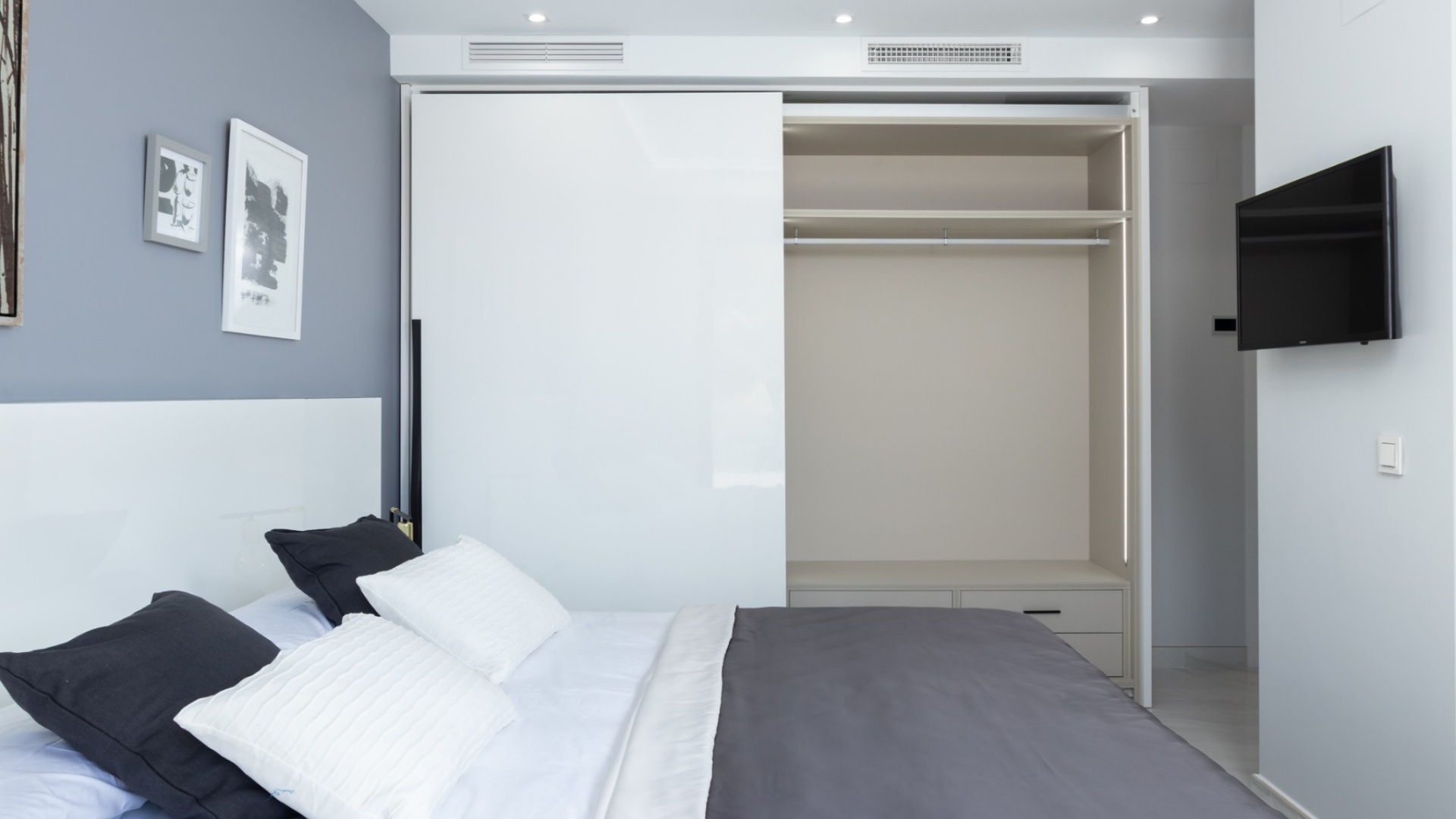 Resale - Villa - La Zenia