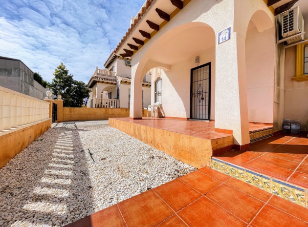 Resale - Villa - Cabo Roig - Lomas de Cabo Roig