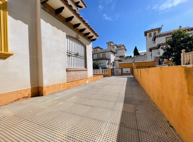 Resale - Villa - Cabo Roig - Lomas de Cabo Roig