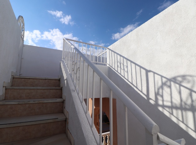 Återförsäljning - Lägenhet - Orihuela Costa - Los Balcones