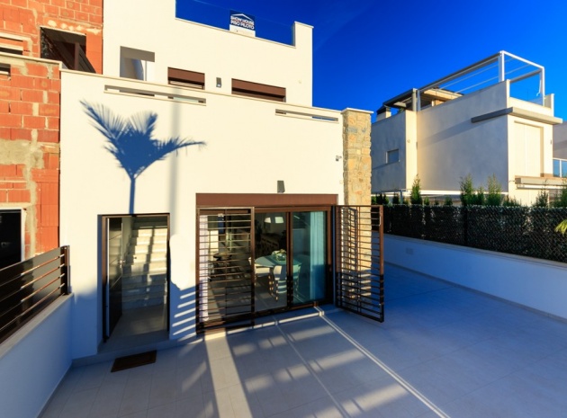 Nouvelle construction - Maison de ville - Pilar de la Horadada