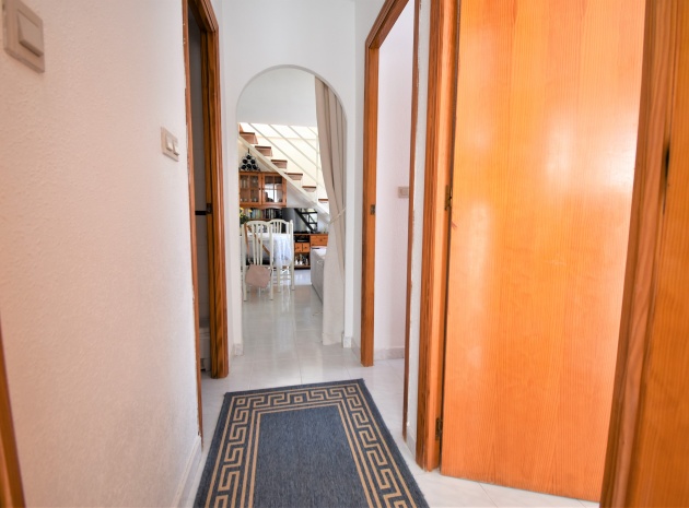 Återförsäljning - Lägenhet - Torrevieja - Mar Azul