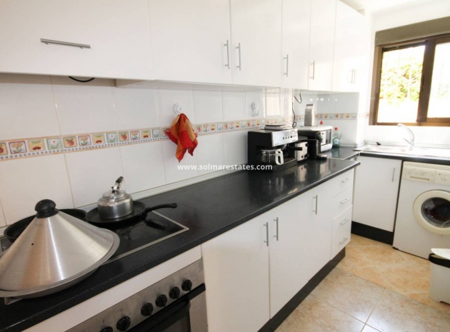 Resale - Villa - Villamartin - El Galan