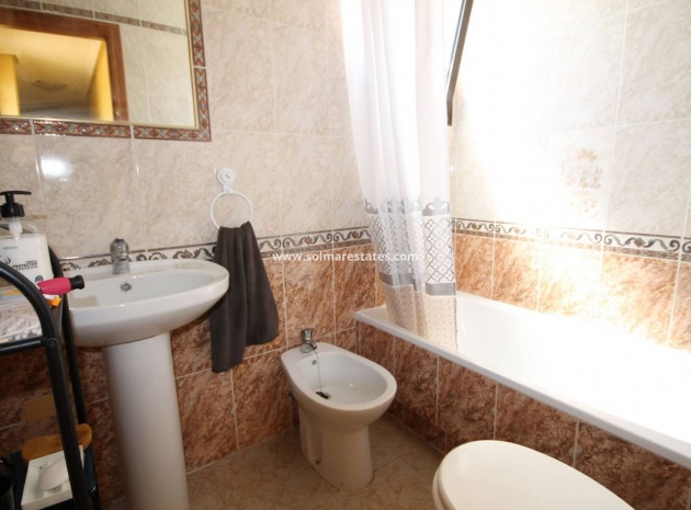 Resale - Villa - Villamartin - El Galan