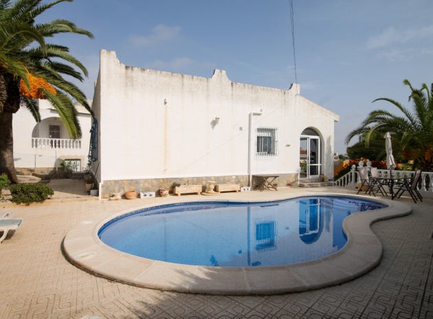 Resale - Villa - Villamartin - blue lagoon