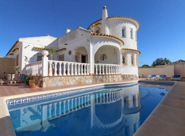 Återförsäljning - Villa - La Zenia - monte zenia