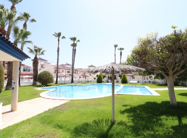 Resale - Apartment - Mil Palmeras - riomar