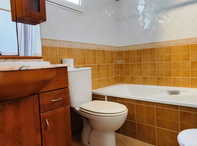 Resale - Townhouse - Los Altos - Mariblanca