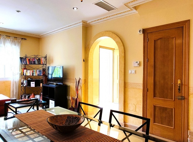 Resale - Townhouse - Los Altos - Mariblanca