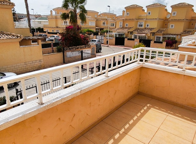 Resale - Townhouse - Los Altos - Mariblanca