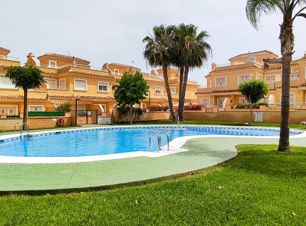 Resale - Townhouse - Los Altos - Mariblanca