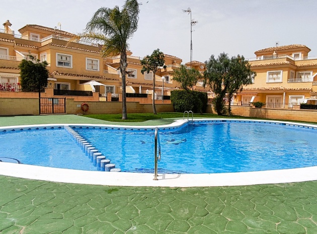 Resale - Townhouse - Los Altos - Mariblanca