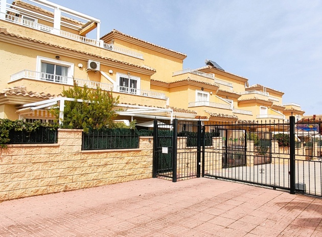 Resale - Townhouse - Los Altos - Mariblanca