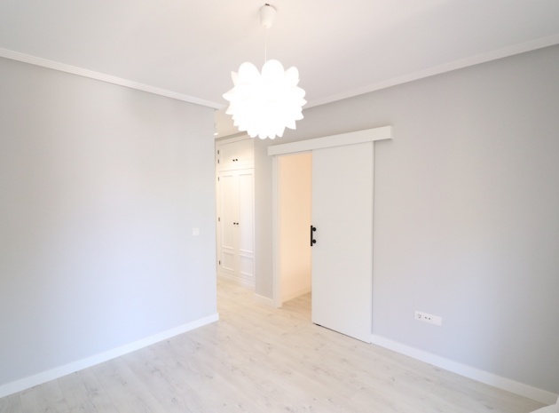 Resale - Apartment - Playa Flamenca - parque del duque