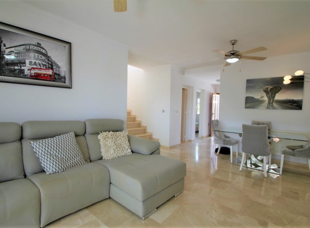 Resale - Townhouse - Villamartin - Res. Sevilla