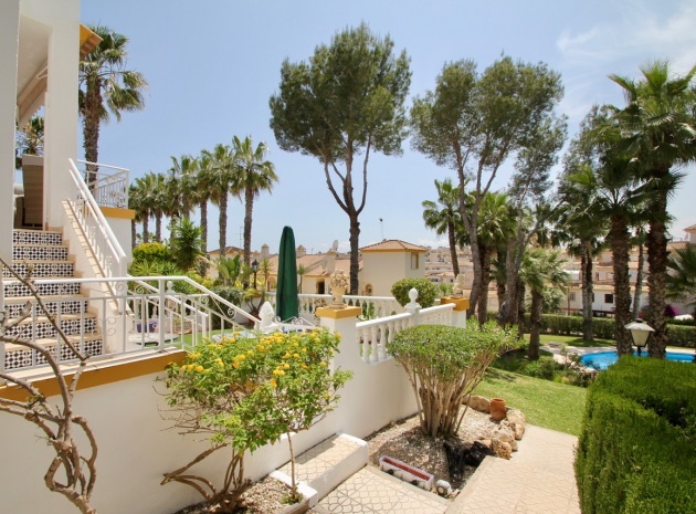 Resale - Townhouse - Villamartin - Res. Sevilla