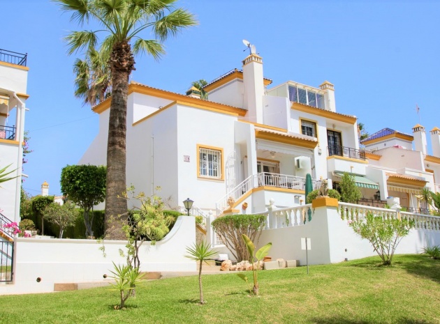 Resale - Townhouse - Villamartin - Res. Sevilla