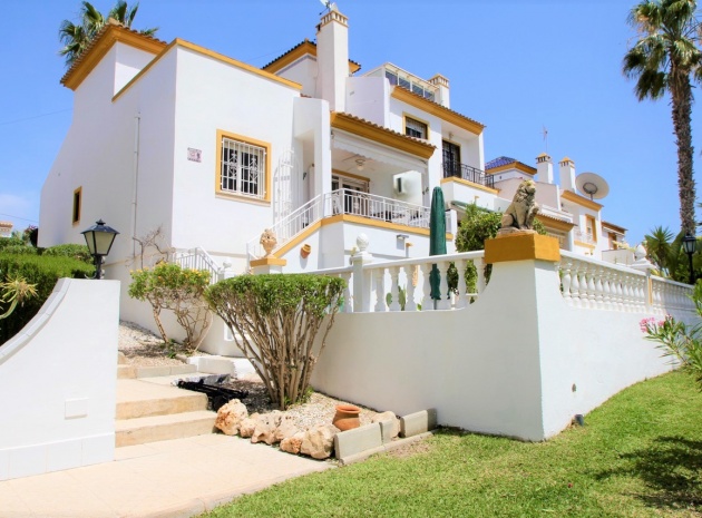 Resale - Townhouse - Villamartin - Res. Sevilla