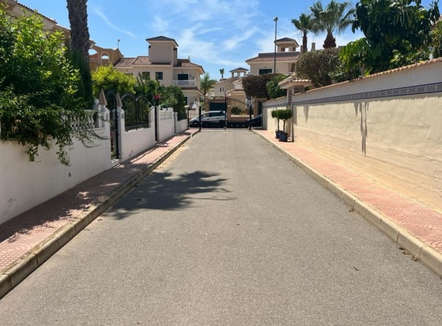 Resale - Townhouse - Ciudad Quesada - Dona Pepa