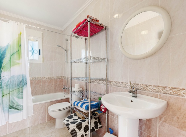 Resale - Villa - Los Altos - Res. Don Sancho