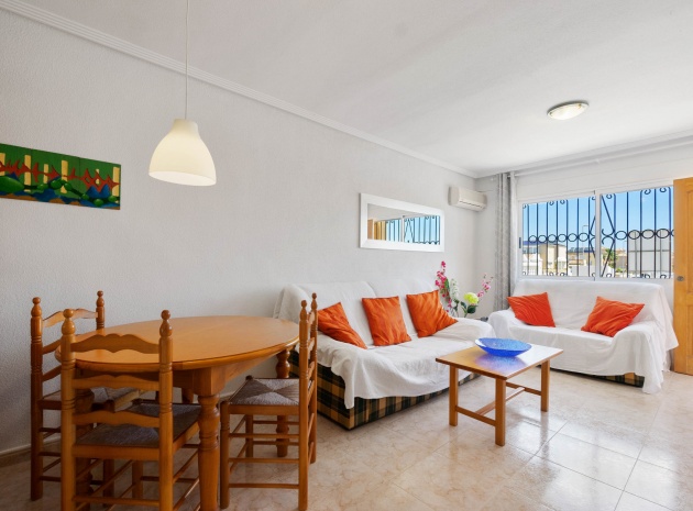 Resale - Villa - Los Altos - Res. Don Sancho